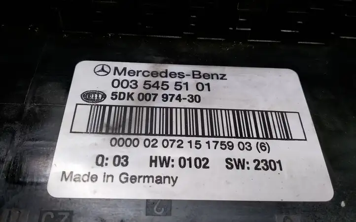 Mercedes-Benz C W203 (2000 - 2007) 5DK00797430 Блок предохранителей — фото 2