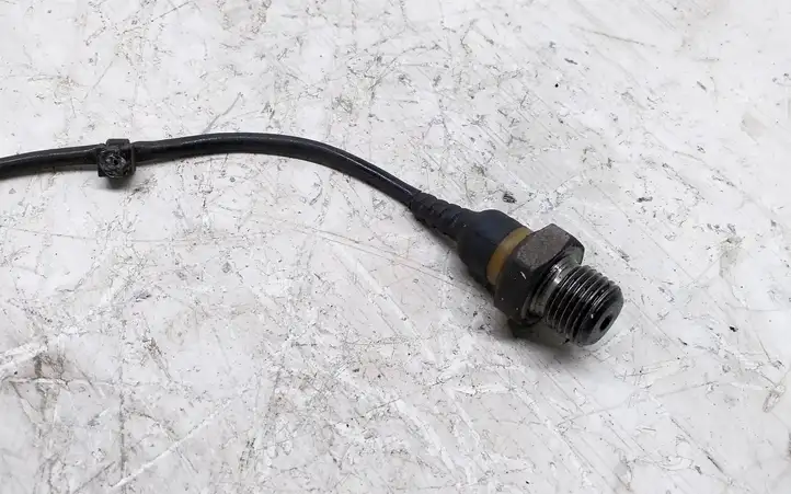 Peugeot 508 (2010 - 2014)  9670363580 Датчик давления масла