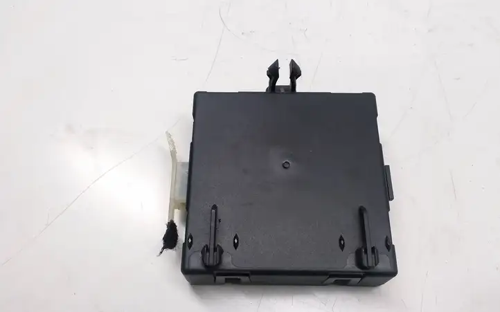 Mercedes-Benz E W212 (2009 - 2016)  A2128203785 Блок управления дверью