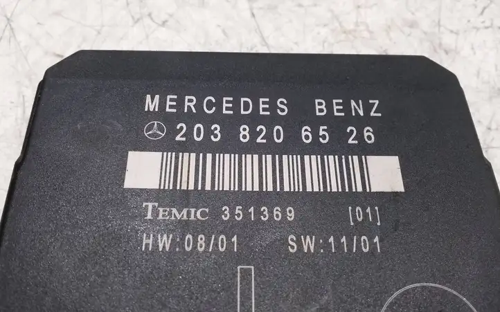 Mercedes-Benz C W203 (2000 - 2007) 2038206526 Блок управления дверью — фото 2