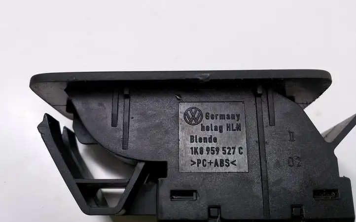 Volkswagen Touareg II (2010 - 2018) 1K8959527C Кнопка закрытия крышки багажника — фото 2