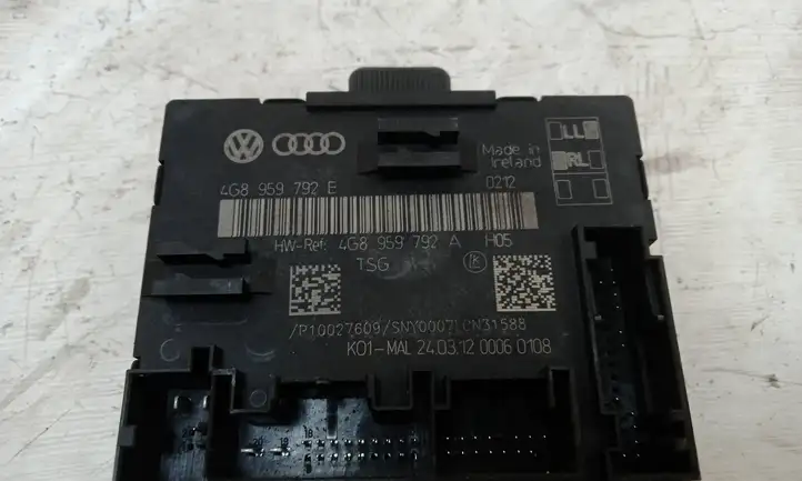 Audi A6 C7 (2011 - 2014) 4G8959792A Блок управления дверью — фото 1