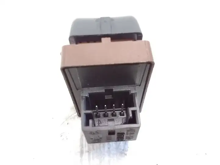 Audi A6 C7 (2011 - 2014) 4H0959831A Кнопка закрытия крышки багажника — фото 4