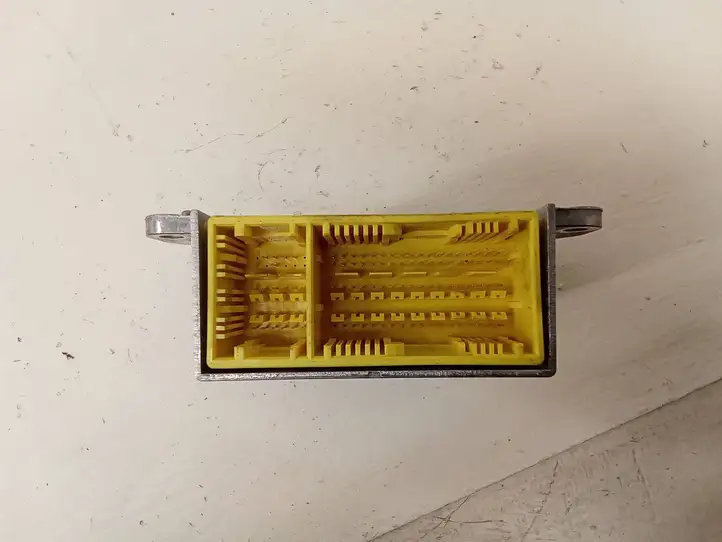 Mercedes-Benz E W212 (2009 - 2016)  A2129010700 Блок управления надувных подушек