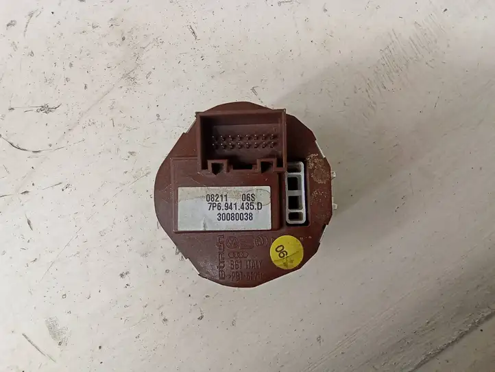 Volkswagen Touareg II (2010 - 2018)  7P6941435D Включатель блокировки дифференциалов