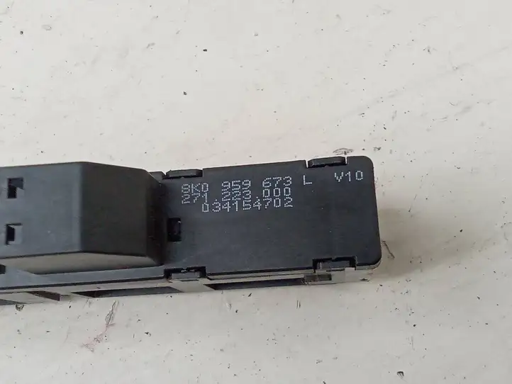 Audi A5 8T 8F (2011 - 2016) 8K0959673L Другие включатели / ручки/ переключатели — фото 2