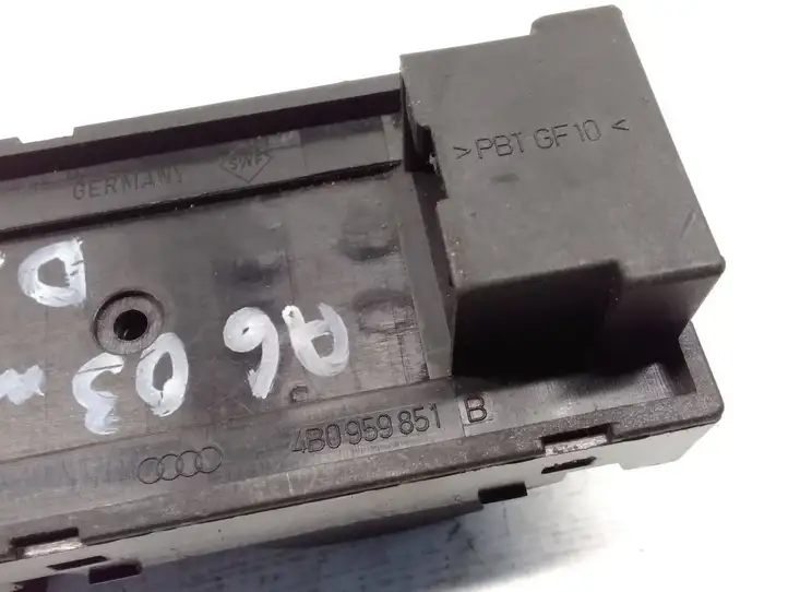 Audi A6 S6 C5 4B (2001 - 2004) 4B0959851B Кнопка стеклоподъемников — фото 3