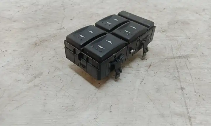Ford Mondeo Mk III (2000 - 2007) 8S7T14A132BA Блок кнопок стеклоподъемников — фото 3