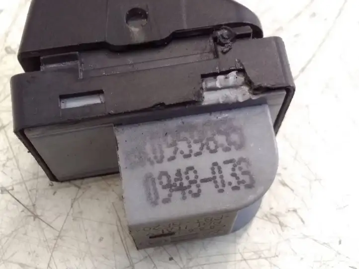 Audi A4 S4 B8 8K (2007 - 2011) 8K0959855 Кнопка стеклоподъемников — фото 2