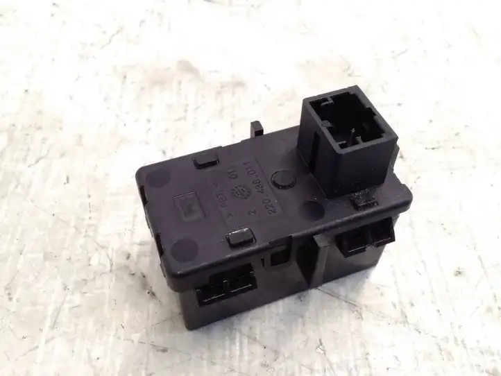 Audi A6 (2011 - 2014)  4H0909131 Считывающее устройство иммобилайзера (антенна)