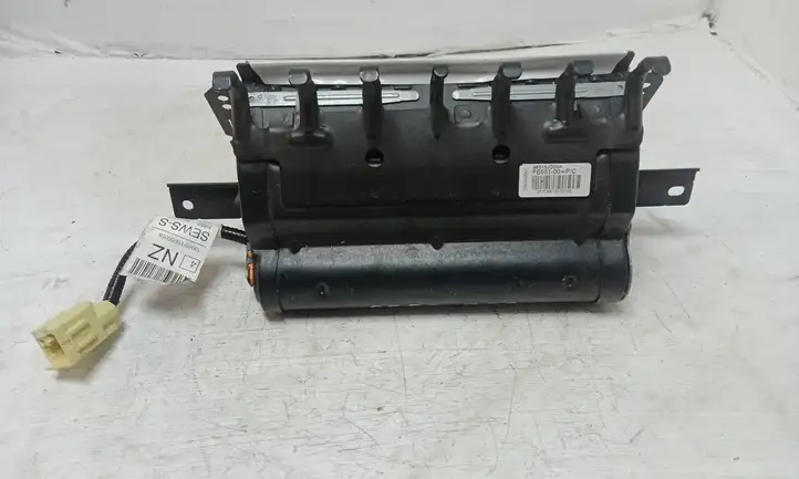 Nissan Qashqai (2006 - 2010) 98515JD00A Подушка безопасности пассажира — фото 2