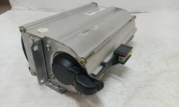 Volkswagen Golf IV (1998 - 2005) 1J0880204B Подушка безопасности пассажира — фото 5