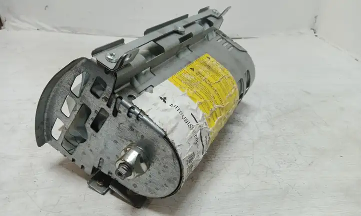 Mitsubishi Carisma (1999 - 2004) 570605100F Подушка безопасности пассажира — фото 3