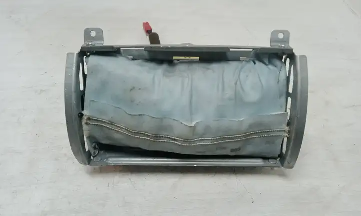 Mitsubishi Carisma (1999 - 2004) 570605100F Подушка безопасности пассажира — фото 1