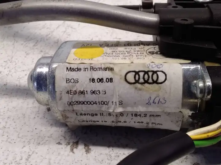 Audi A8 S8 D3 4E (2007 - 2010) 4E0861963B Электродвигатель шторки задней двери — фото 5