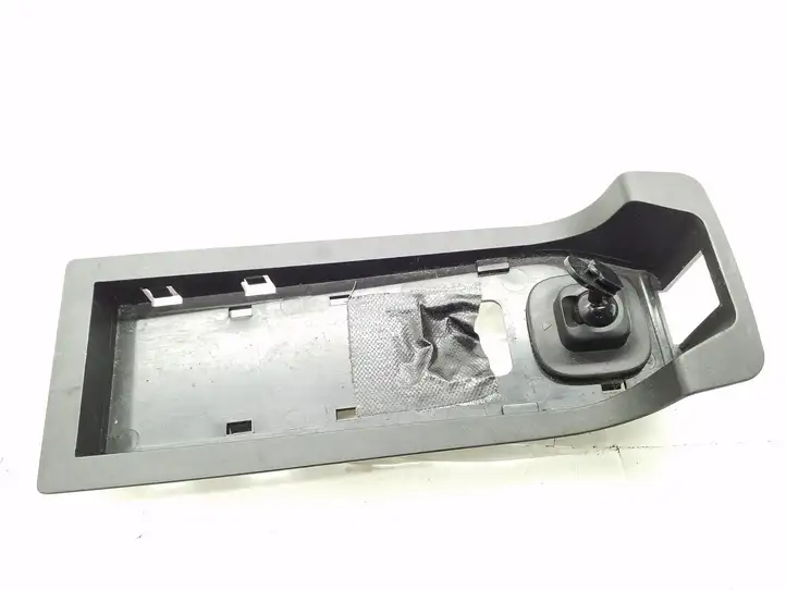 BMW 3 F30 F35 F31 (2012 - 2018) 51169207339 Прочие детали салона — фото 1