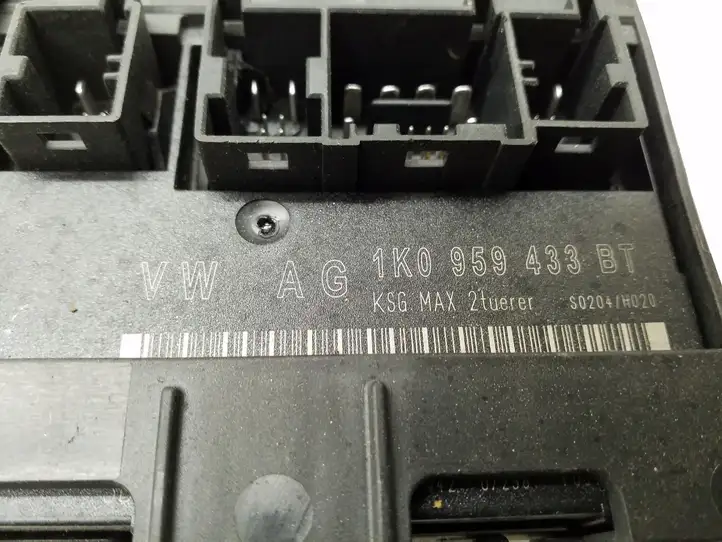 Volkswagen Golf Plus (2008 - 2014) 1K0959433BT Модуль комфорта — фото 3