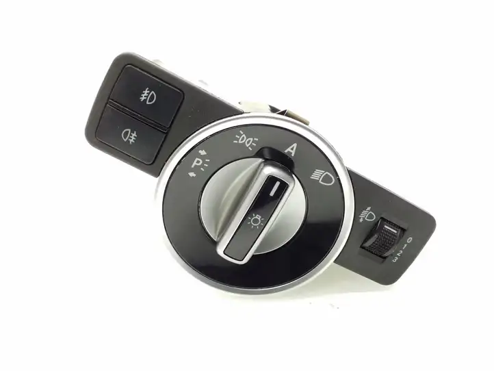 Mercedes-Benz C W204 (2007 - 2014) A2049058002 Включатель фонарей — фото 2