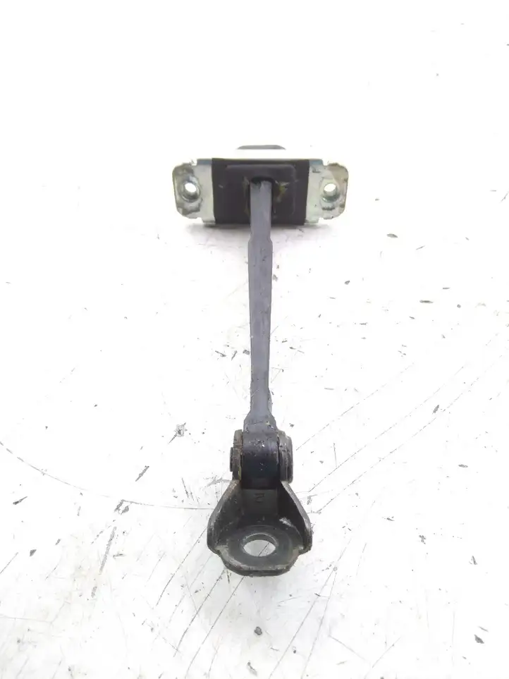 Opel Antara (2011 - 2017) Ограничитель двери передней — фото 1