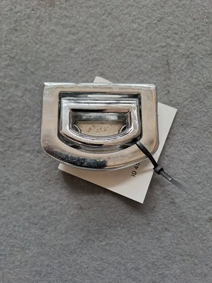 Audi A4 (2007 - 2011)  1K0864203 Держатель