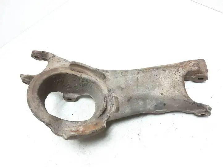 Volvo XC90 (2006 - 2014)  8666346 Вилы