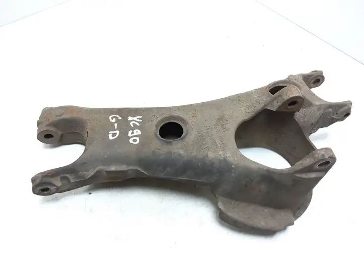 Volvo XC90 (2006 - 2014)  8666346 Вилы