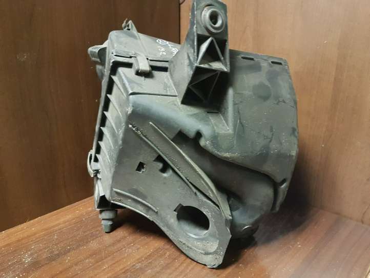 Audi A6 (2001 - 2004)  4B0133837F Коробка воздушного фильтра