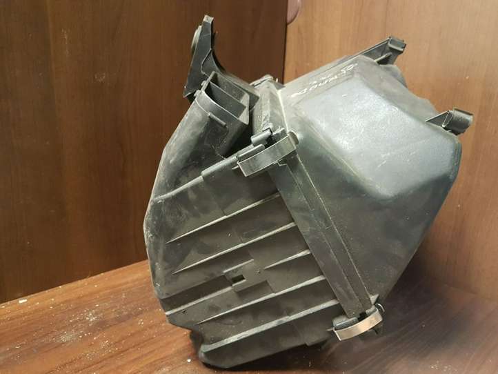 Audi A6 (2001 - 2004)  4B0133837F Коробка воздушного фильтра