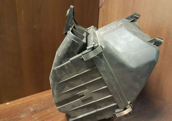Audi A6 (2001 - 2004)  4B0133837F Коробка воздушного фильтра
