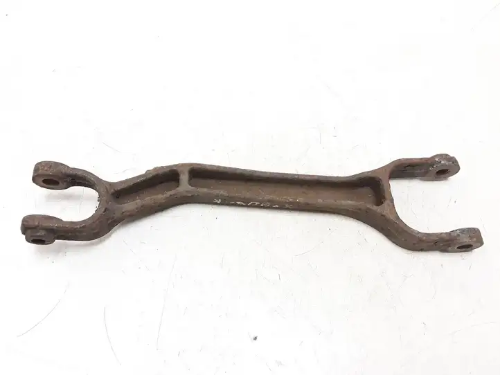 Volvo XC90 (2006 - 2014)  8630782 Вилы