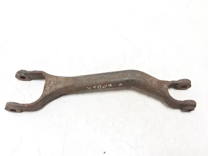 Volvo XC90 (2006 - 2014)  8630782 Вилы