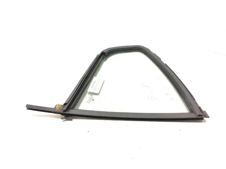 Skoda Octavia Mk2 (1Z) (2004 - 2013) 1Z5845209 Форточка двери — фото 3