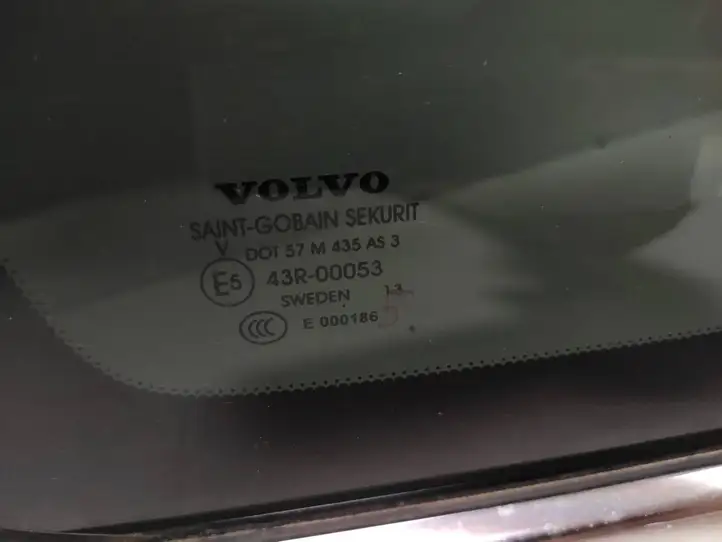 Volvo XC60 (2013 - 2017) 43R00053 Заднее боковое стекло — фото 4