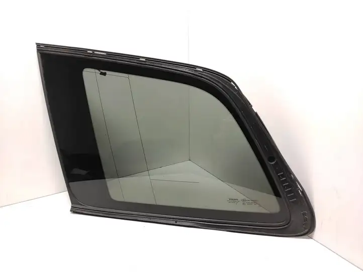 Volvo XC90 (2014 - 2019)  31402723 Заднее боковое стекло кузова