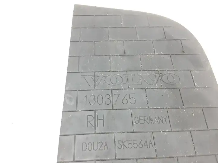 Volvo V50 (2004 - 2008)  1303765 Другая деталь салона