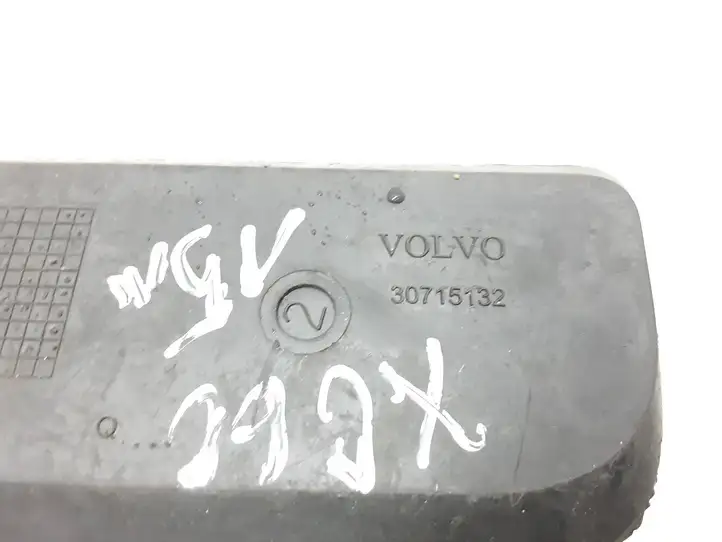 Volvo XC60 (2008 - 2013) 30715132 Прочие детали салона — фото 2
