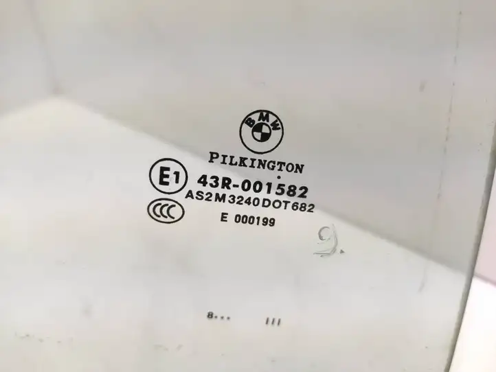 BMW 3 E90 E91 (2005 - 2012) 43R001582 Стекло задней двери — фото 2