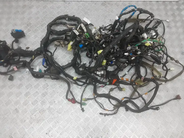 Subaru Outback (2009 - 2014) 81821AJ31A Прочая электропроводка — фото 1