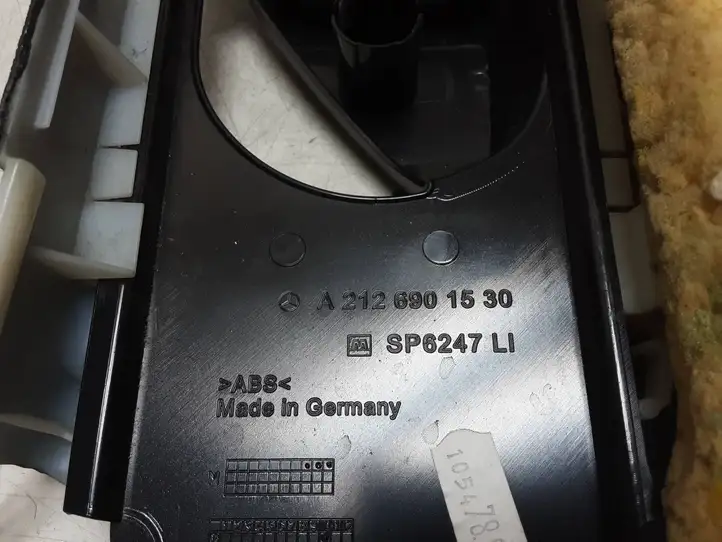 Mercedes-Benz E W212 (2009 - 2016) A2126901530 Верхняя обшивка стойки B — фото 3