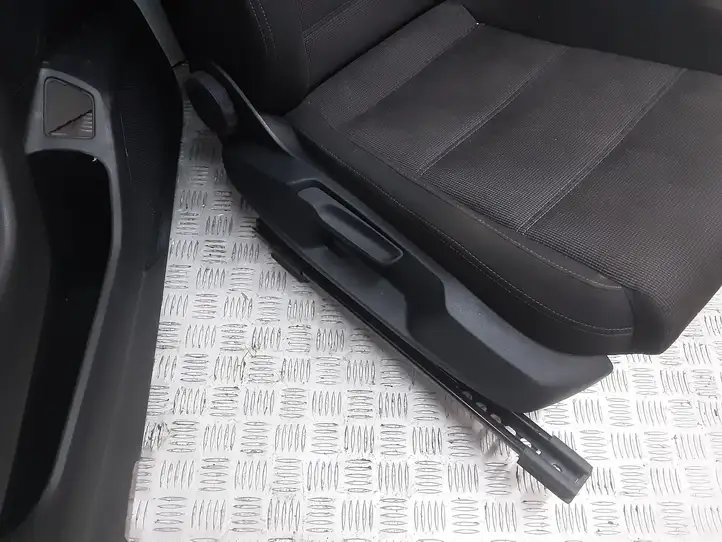 Volkswagen PASSAT B8 (2015 - ) 3G0 Комплект салона — фото 13