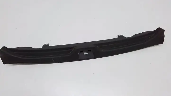 Volvo XC60 (2008 - 2013) 30740438 Отделка порога багажника — фото 1