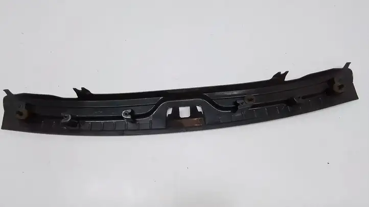 Volvo XC60 (2008 - 2013) 30740438 Отделка порога багажника — фото 2
