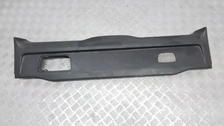 Volvo XC90 (2006 - 2014)  39875046 Другая деталь отделки багажника