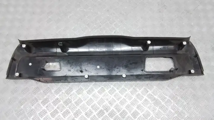 Volvo XC90 (2006 - 2014)  39875046 Другая деталь отделки багажника