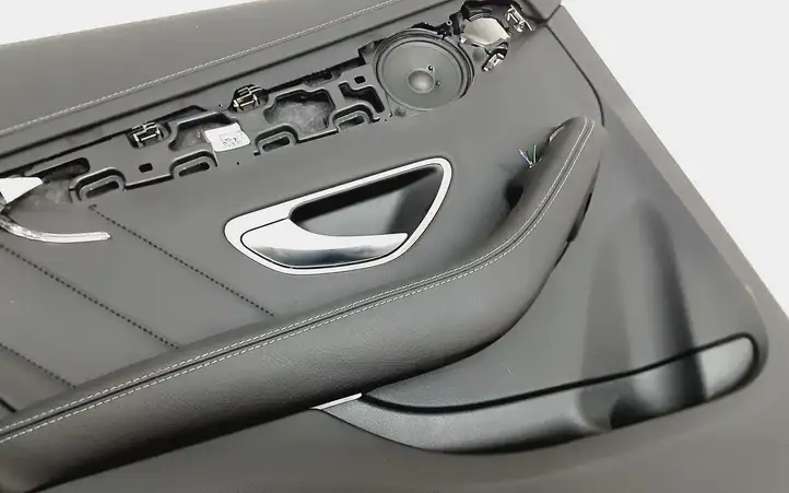 Mercedes-Benz C W205 (2014 - 2021) Обшивка задней двери — фото 5