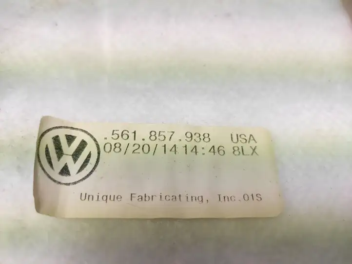 Volkswagen PASSAT B7 USA (2012 - 2016) 561857097A Вещевой ящик — фото 6