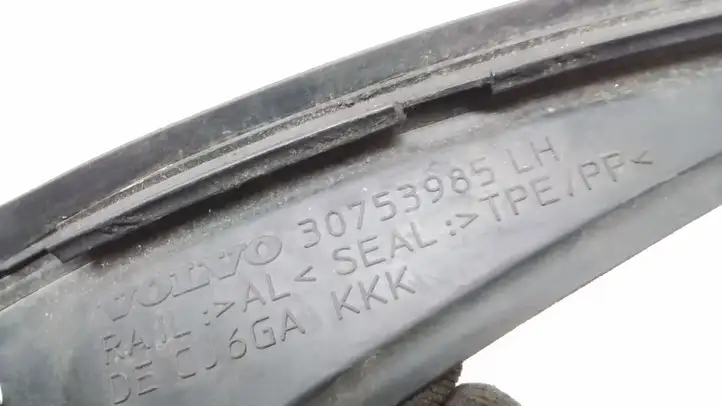 Volvo S60 (2010 - 2013) 30753985 Накладка стоек лобового стекла — фото 4