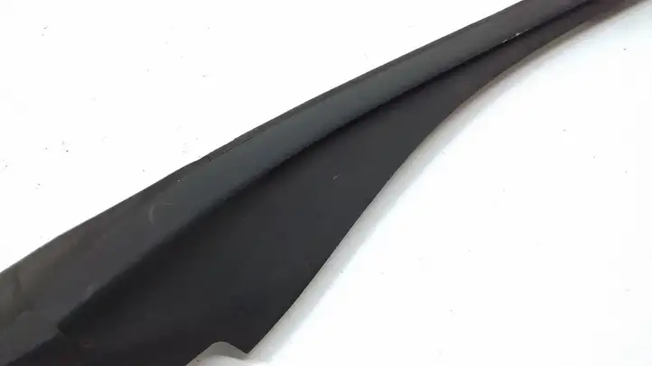 Volvo S60 (2010 - 2013) 31335865 Накладка стоек лобового стекла — фото 2
