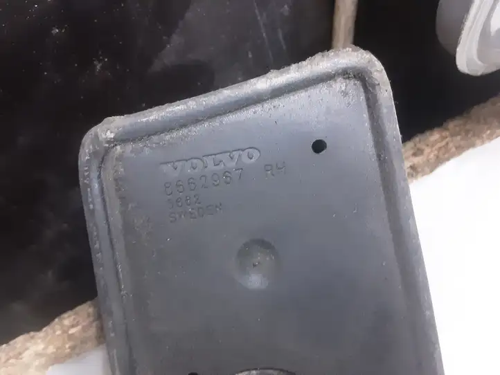 Volvo XC90 (2002 - 2006)  8662967 Рейлинг крыши 