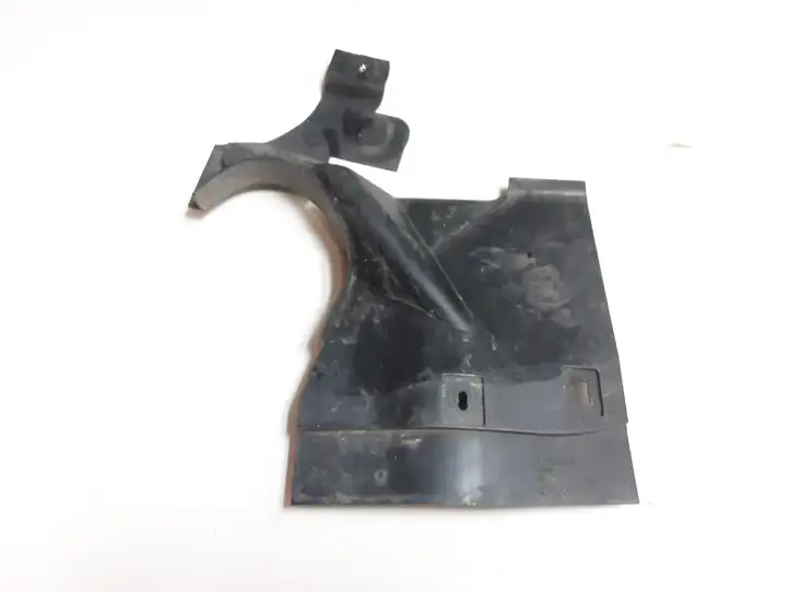 Volvo XC90 (2014 - 2019)  31353848 Передний брызговик